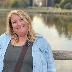 Meet your Posher, Laura